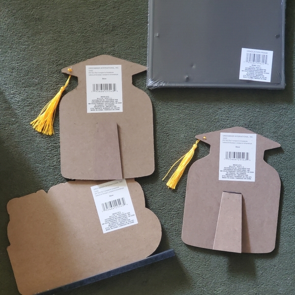 Graduation Table Top Decoration Bundle - Picture 6 of 15